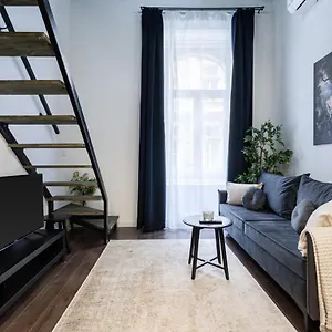 e41-boutique-apartments-best-location-by-bqa.inbudapesthotels.com/