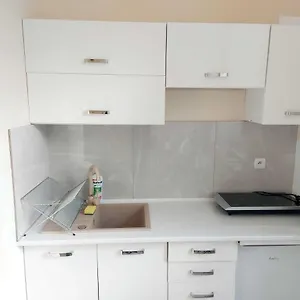 Mirablue Apartment