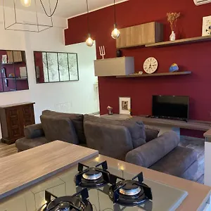 https://casa-milan.italymilanhotels.net